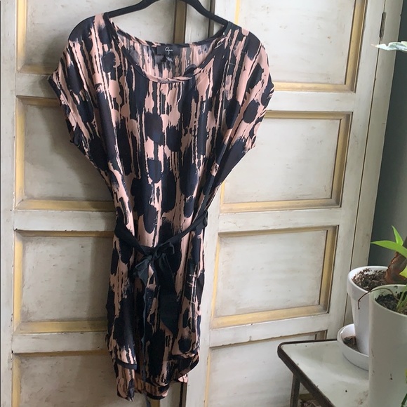 Aqua 100% Silk Pink and Black Mini Dress - Picture 6 of 10